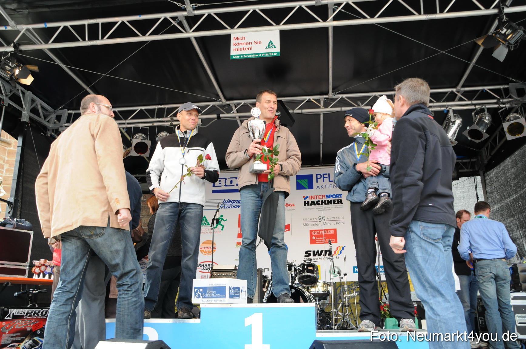 0027 Siegerehrung Stadtlauf Neumarkt 2008